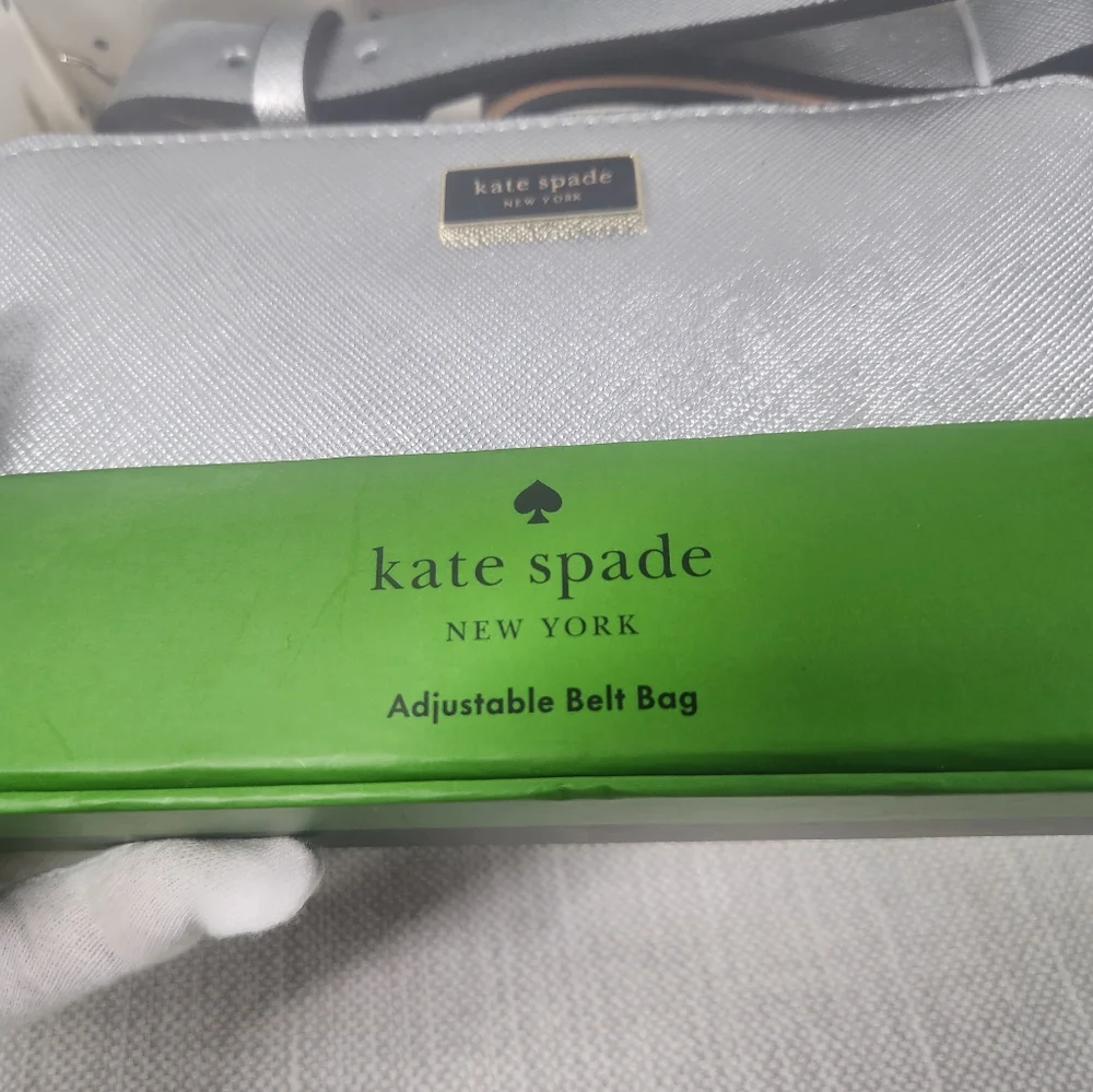 Kate spade L/XL silver leather adjustable belt bag